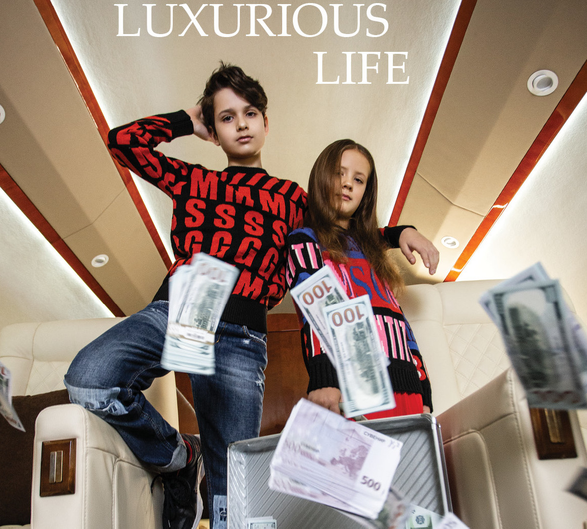 Fashion story для глянсового журналу Podium, одяг Lapin House