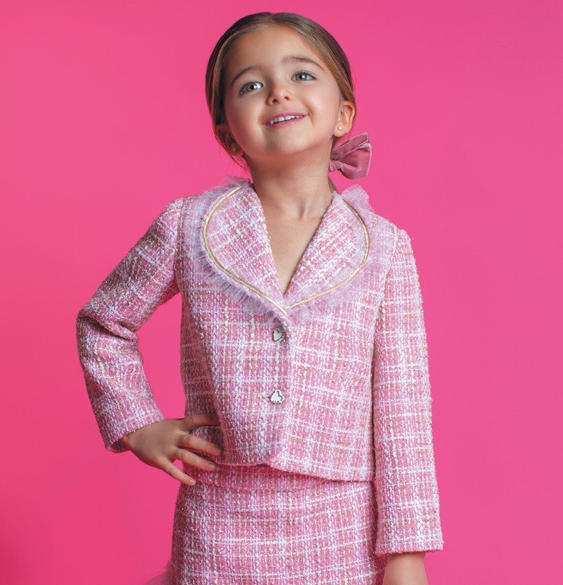 Красуня Арієль в образі бренду Del Grano в журналі Cool Kids